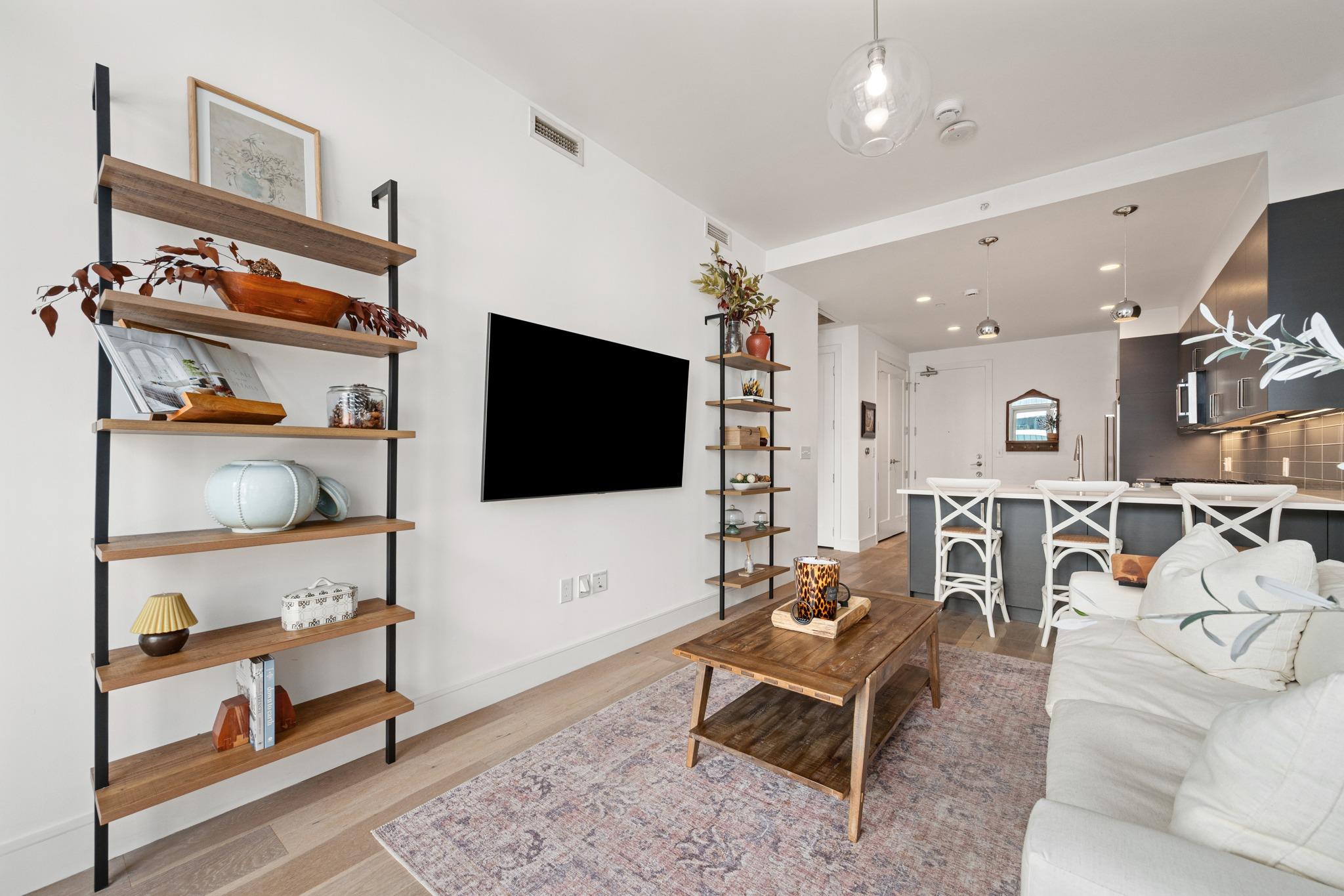222 West Ave # 2507