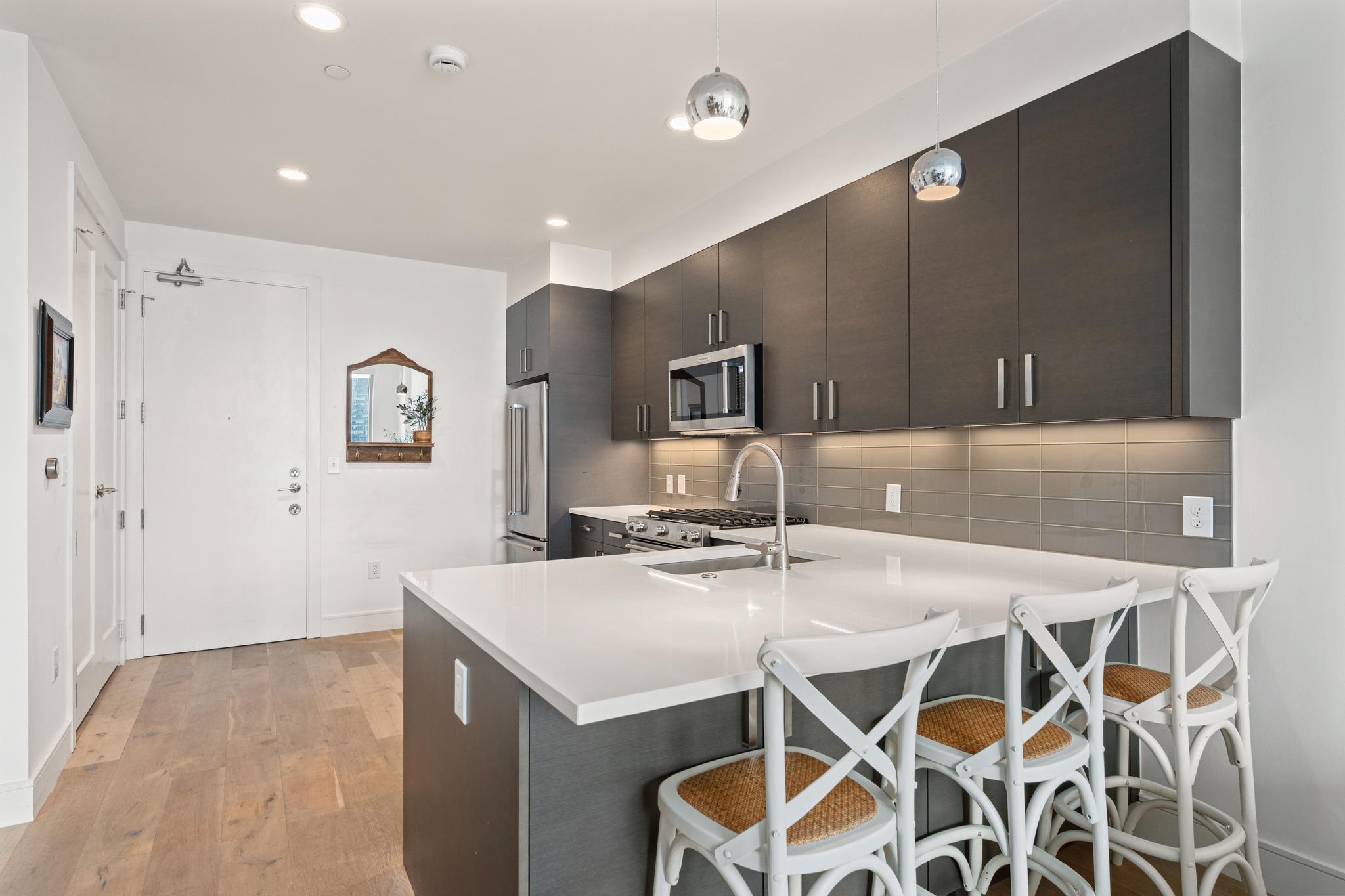 222 West Ave # 2507