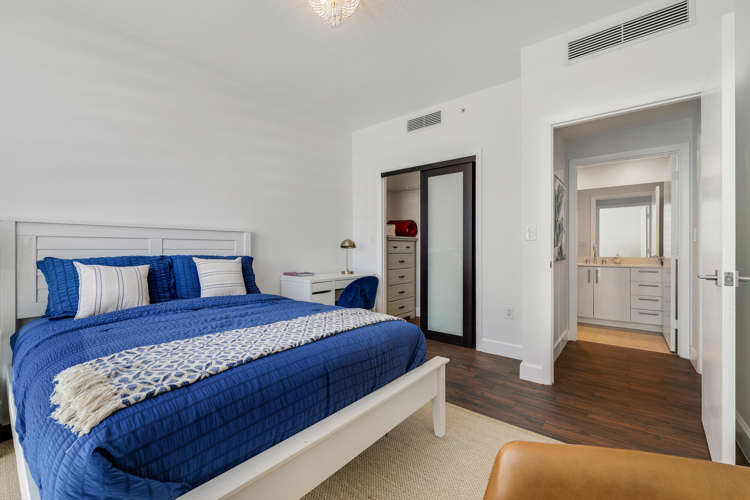 550 Okeechobee Boulevard 622