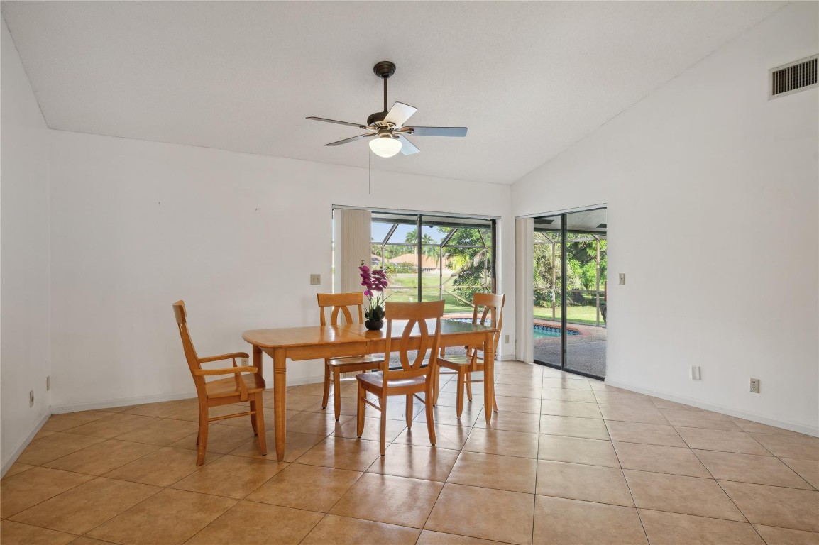 10081 Canoe Brook Cir