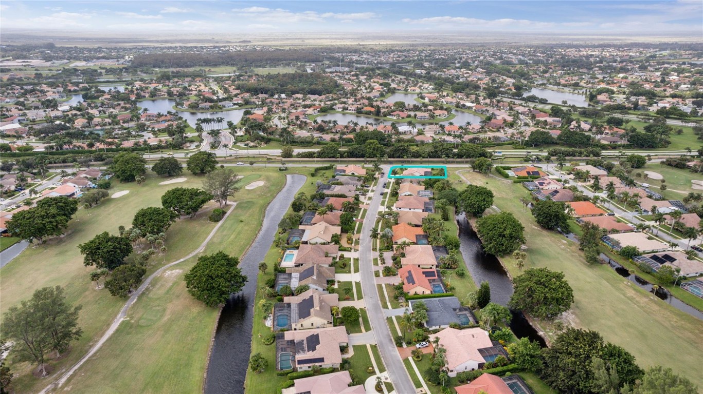 10081 Canoe Brook Cir