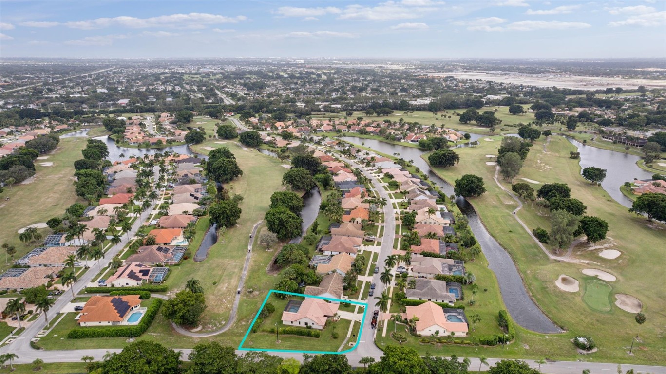 10081 Canoe Brook Cir
