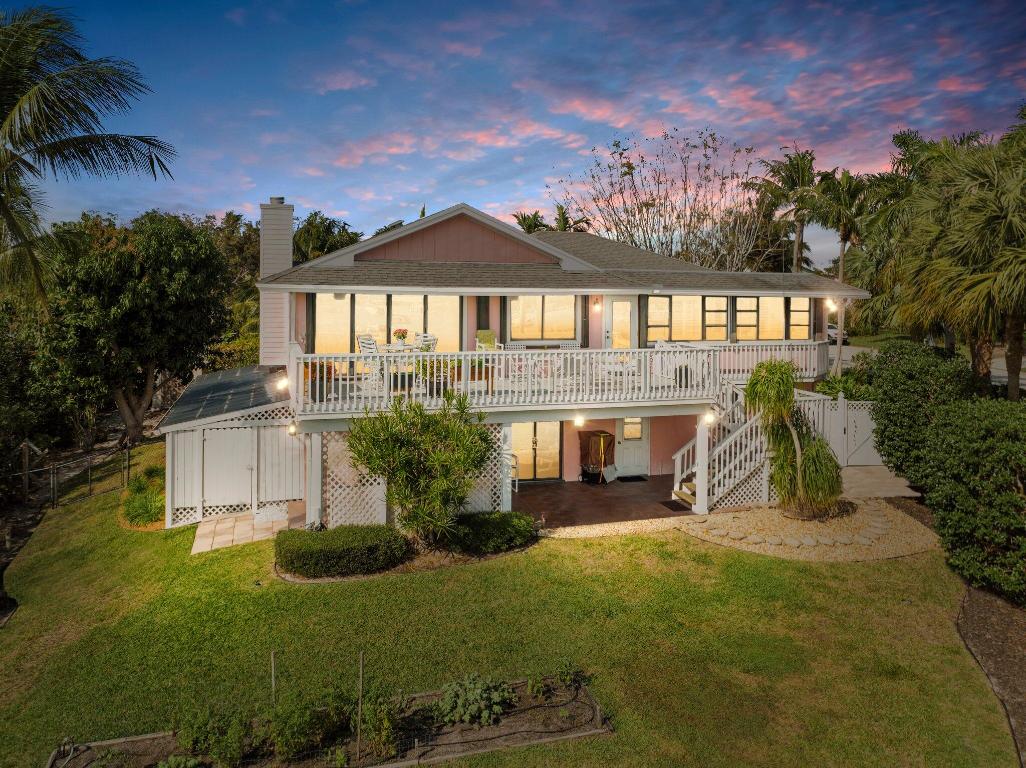 4400 SE Whiticar Way