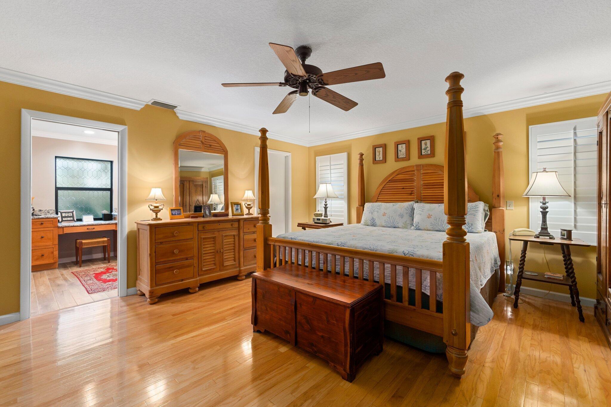 4400 SE Whiticar Way