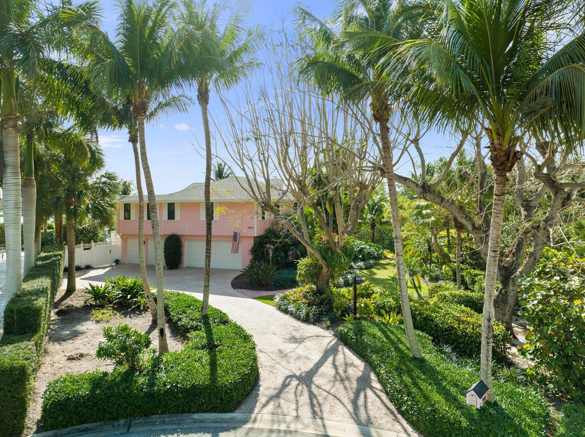 4400 SE Whiticar Way