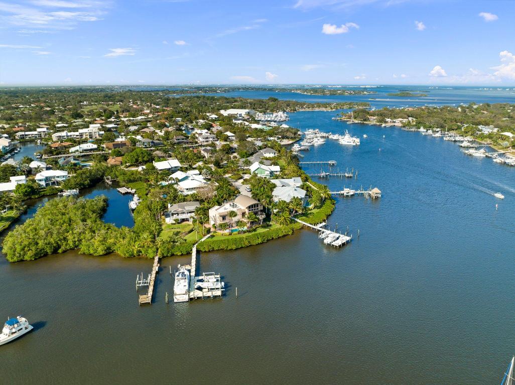 4400 SE Whiticar Way