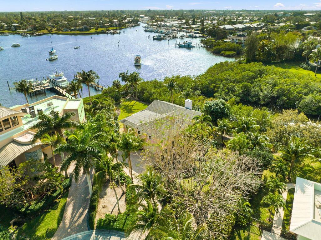 4400 SE Whiticar Way