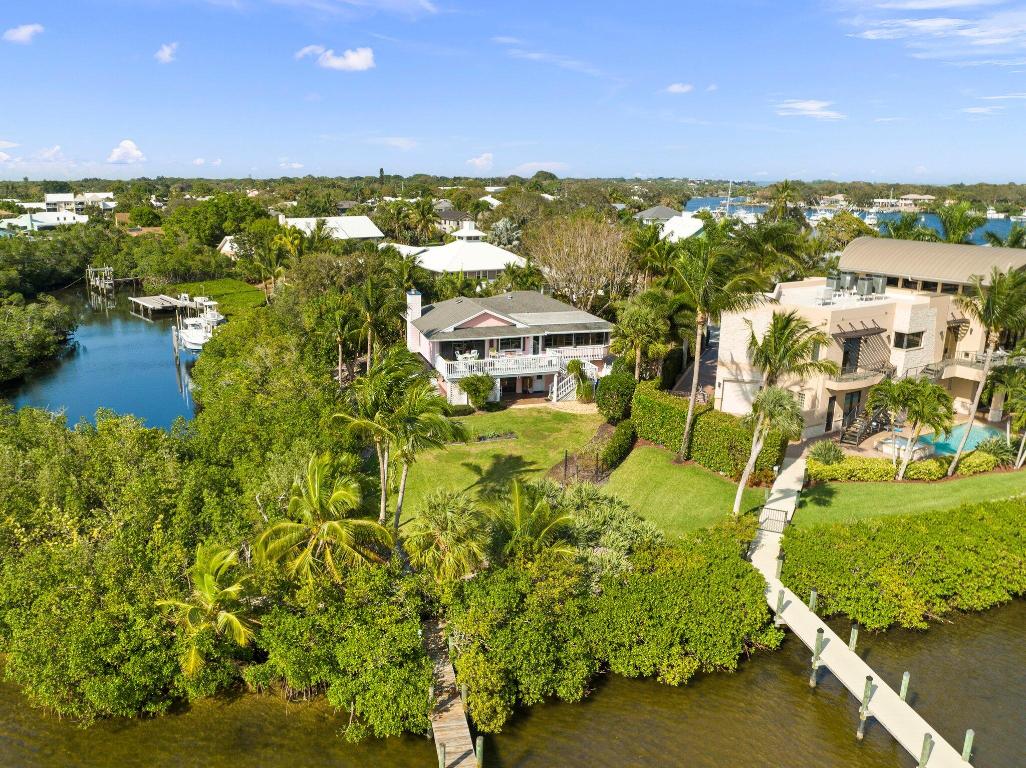 4400 SE Whiticar Way