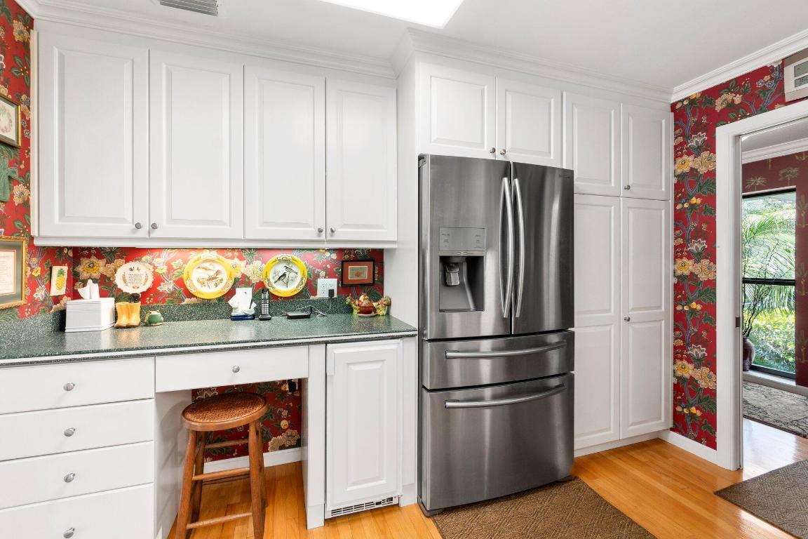 4400 SE Whiticar Way