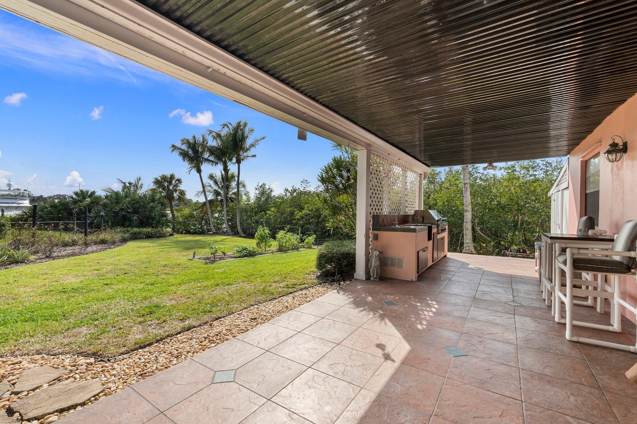 4400 SE Whiticar Way