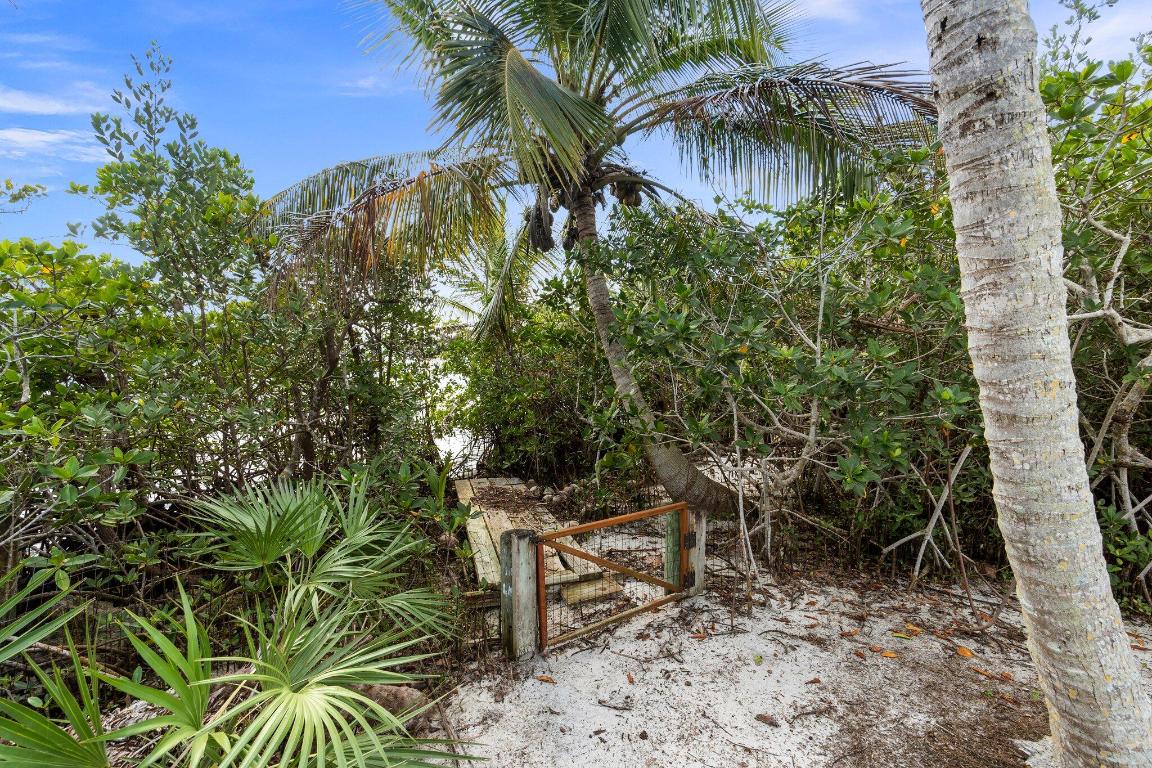 4400 SE Whiticar Way