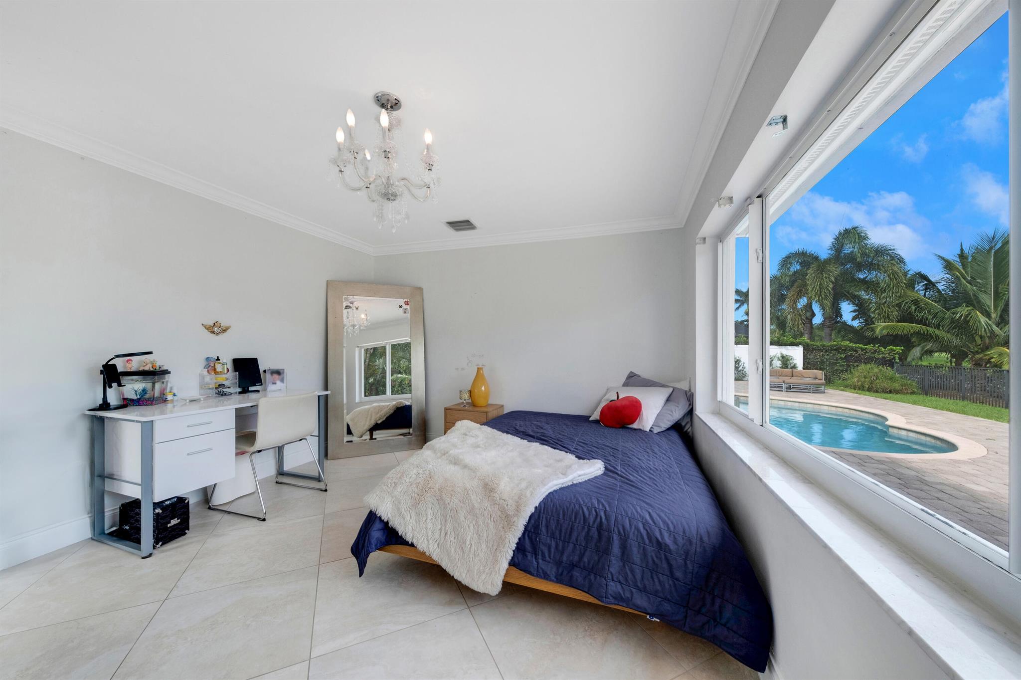 5733 Golfway Drive