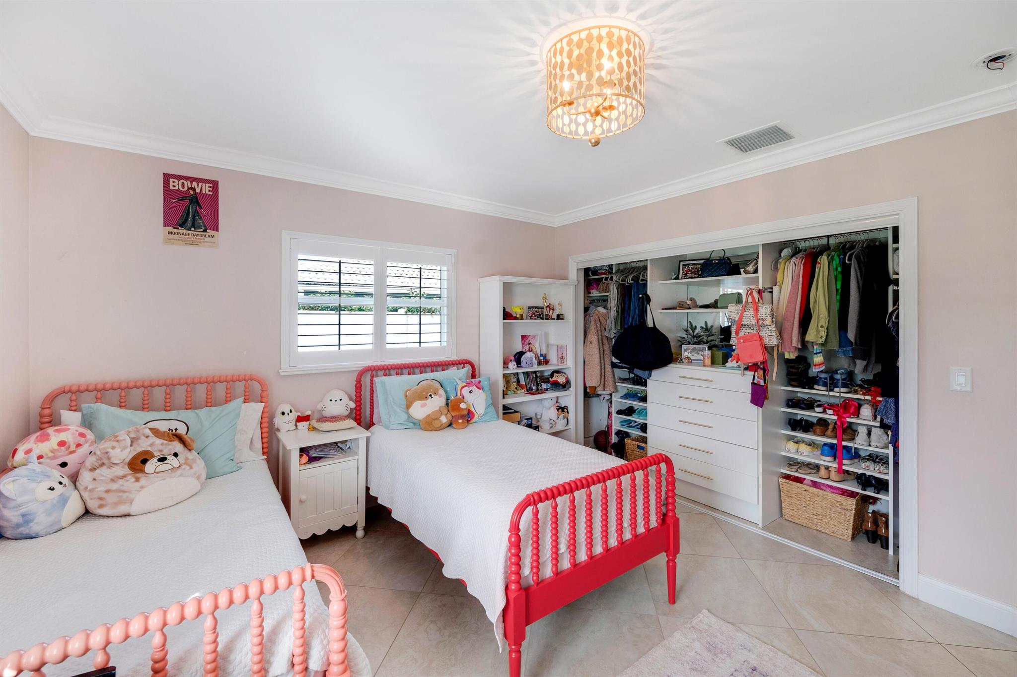 5733 Golfway Drive