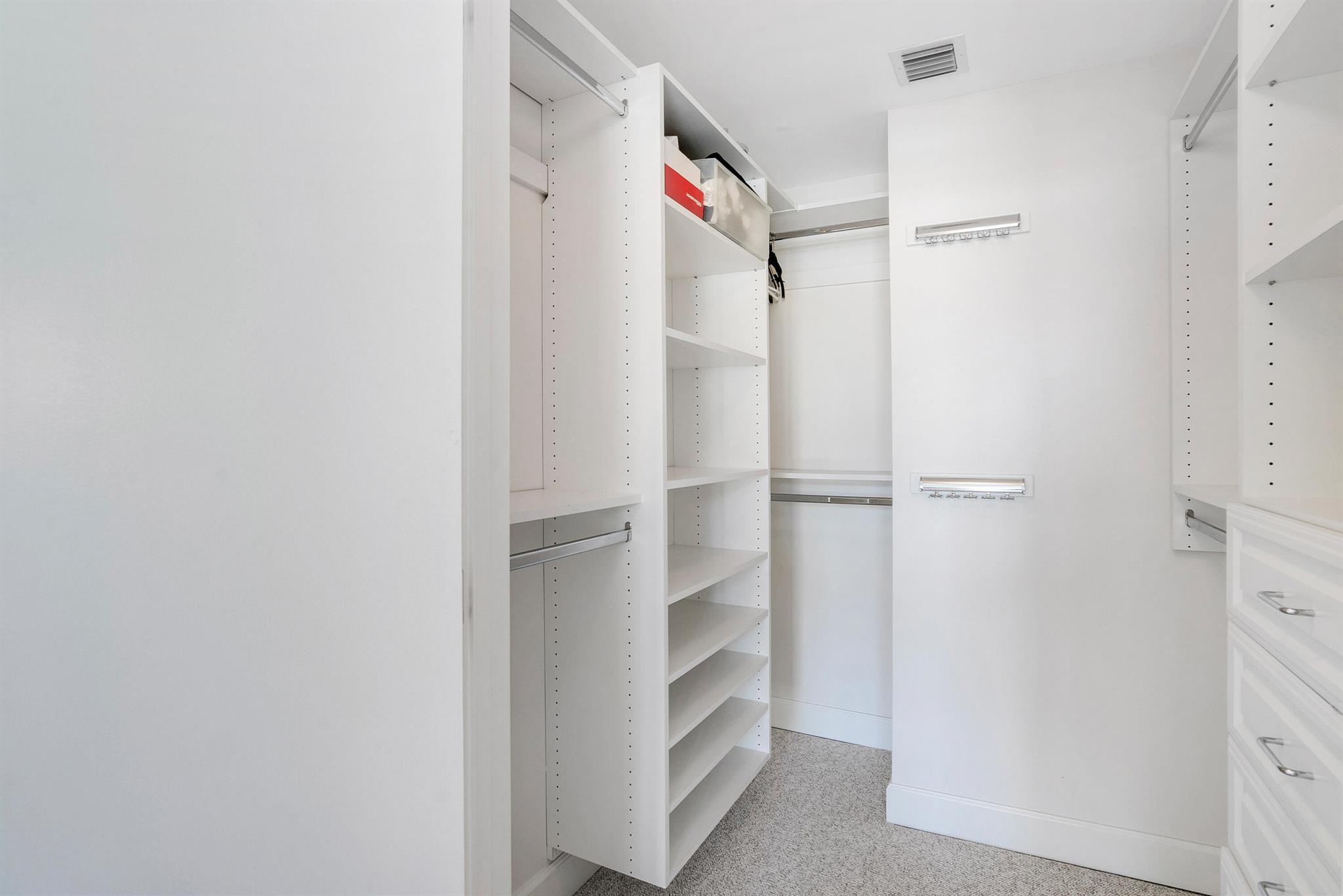 550 Okeechobee Boulevard 1017