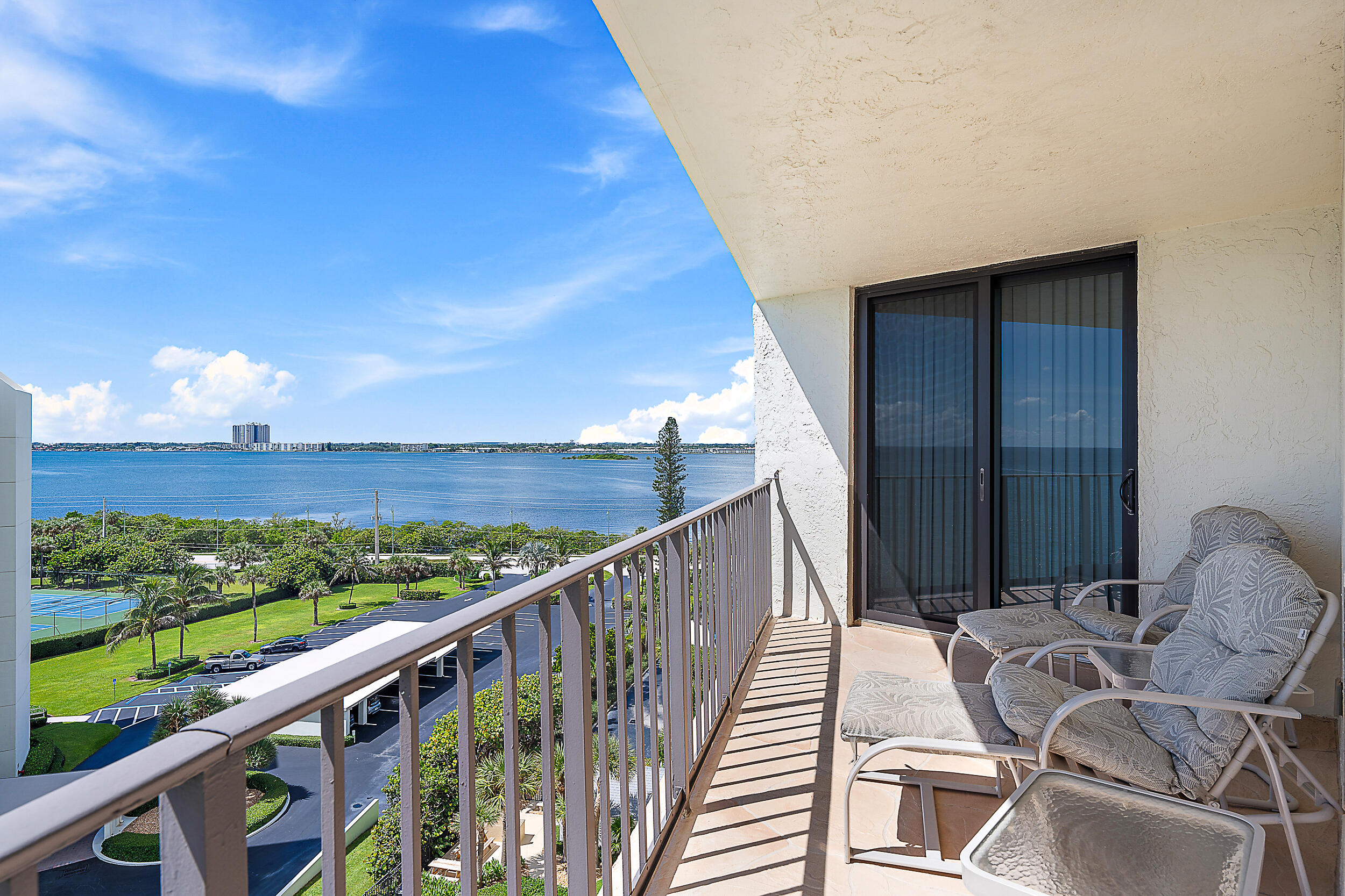 5420 N Ocean Drive 802