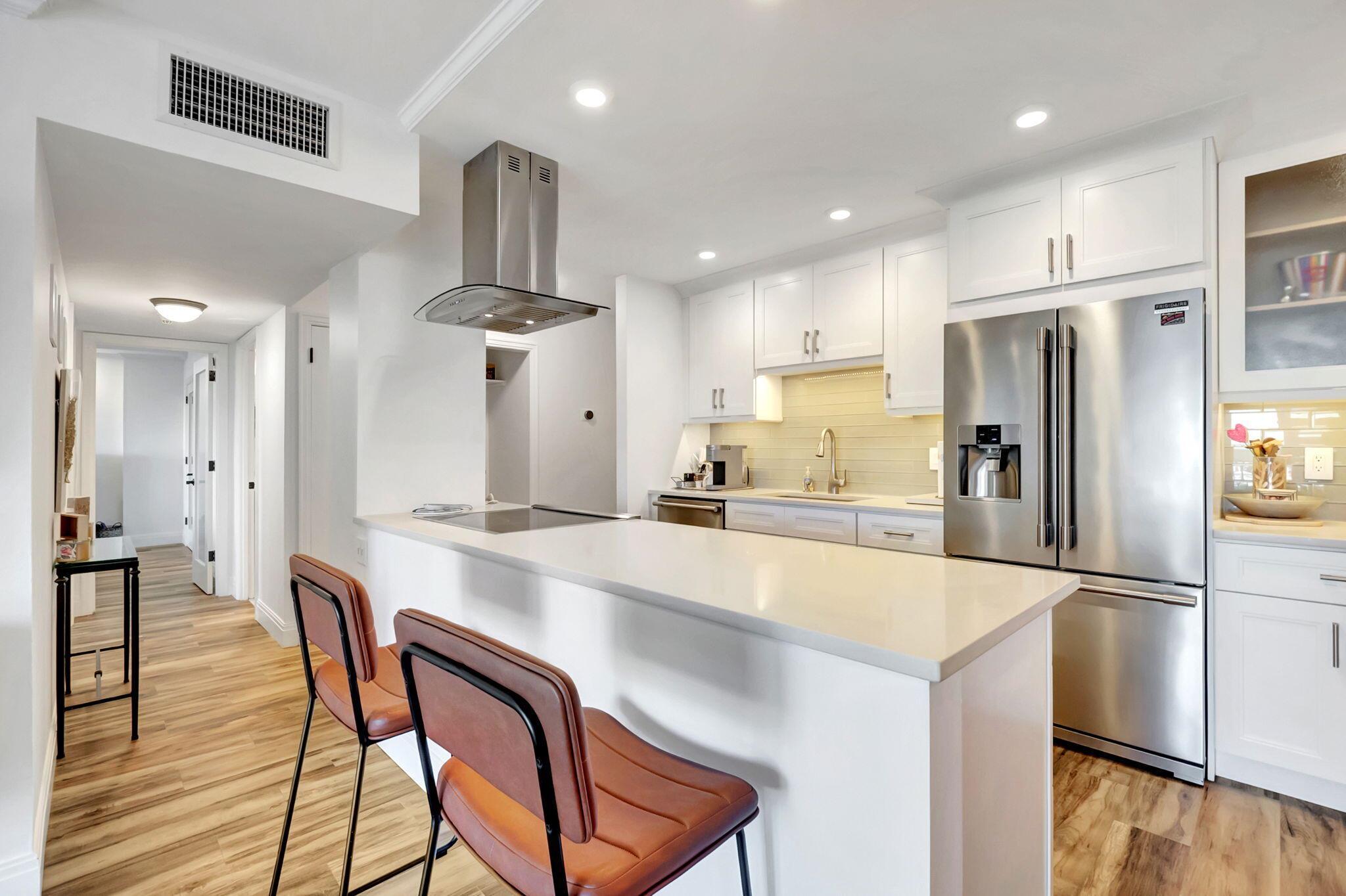 2121 N Ocean Boulevard 1204w