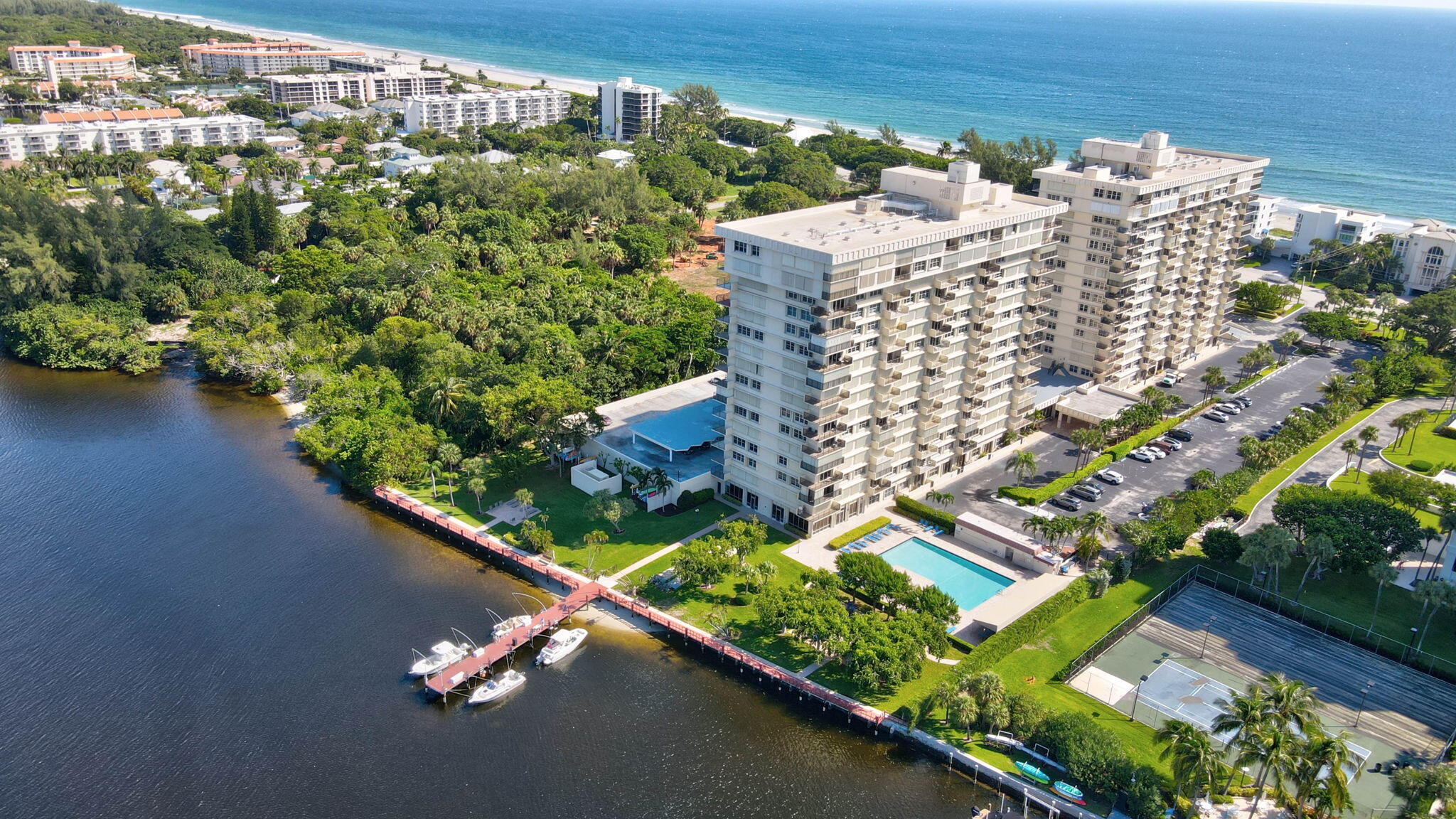 2121 N Ocean Boulevard 1204w