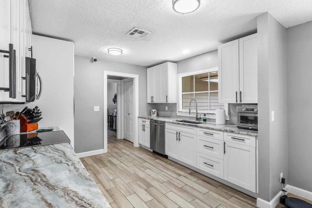 13089 Persimmon Boulevard