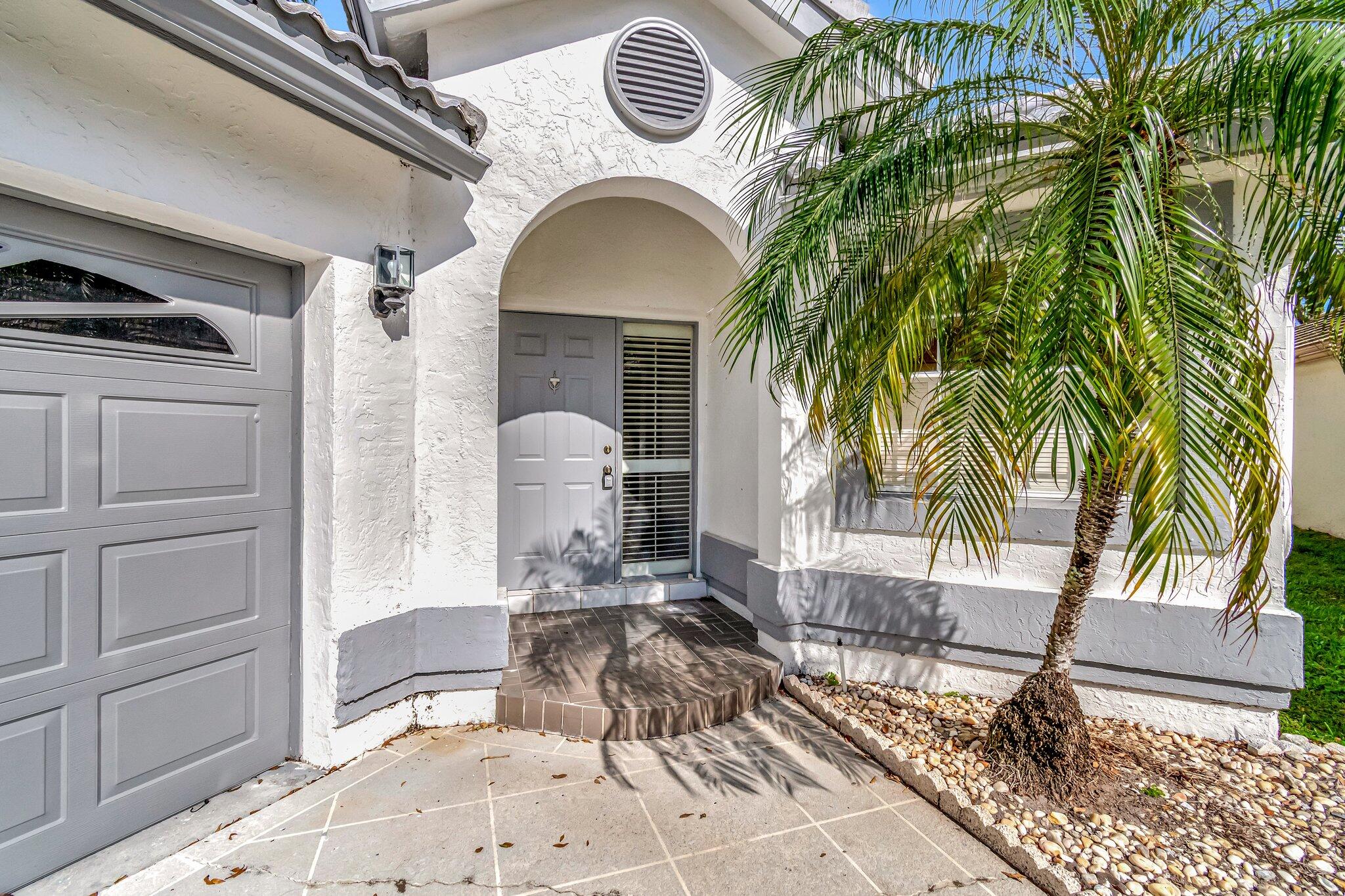 6109 Bay Isles Drive