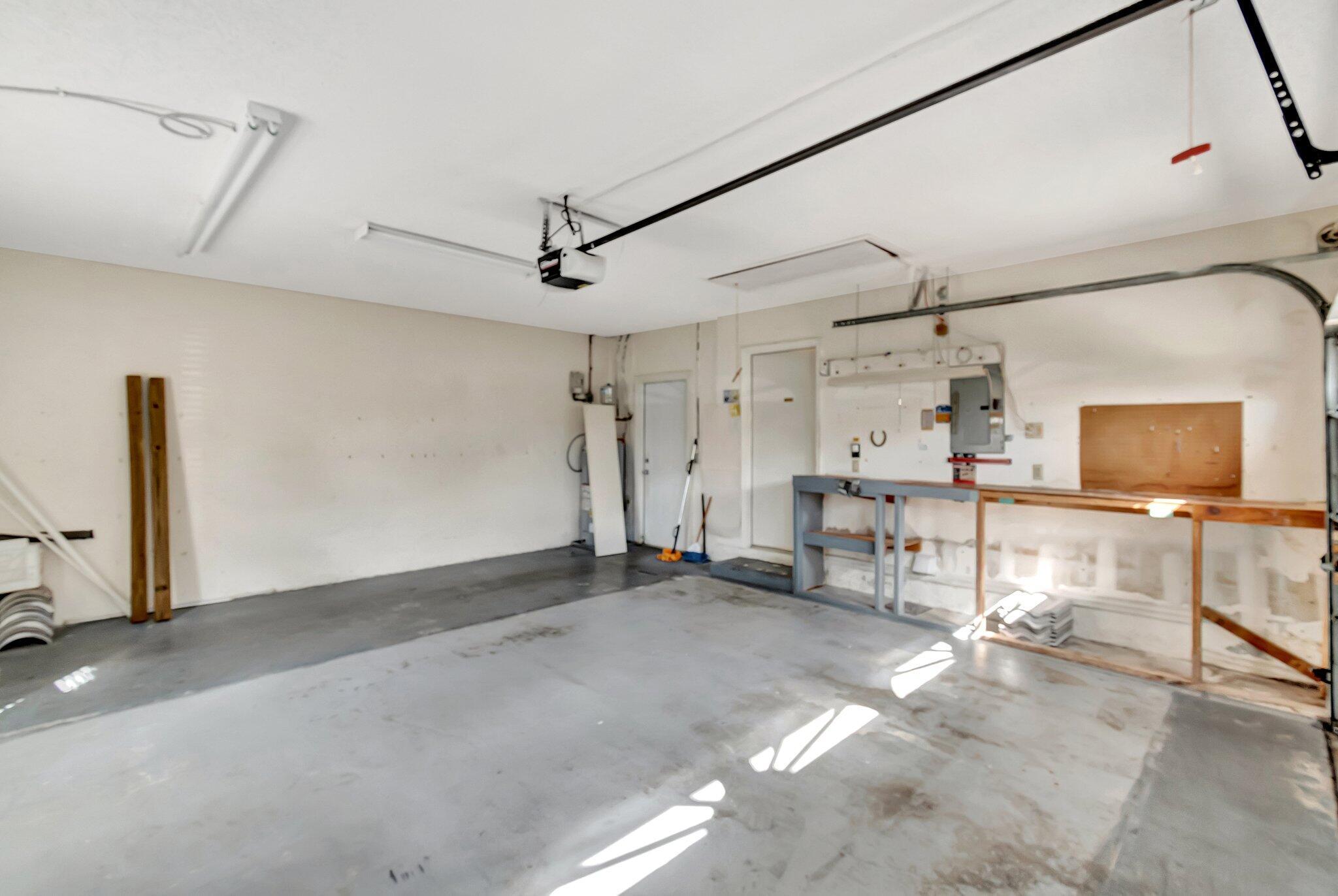 6109 Bay Isles Drive