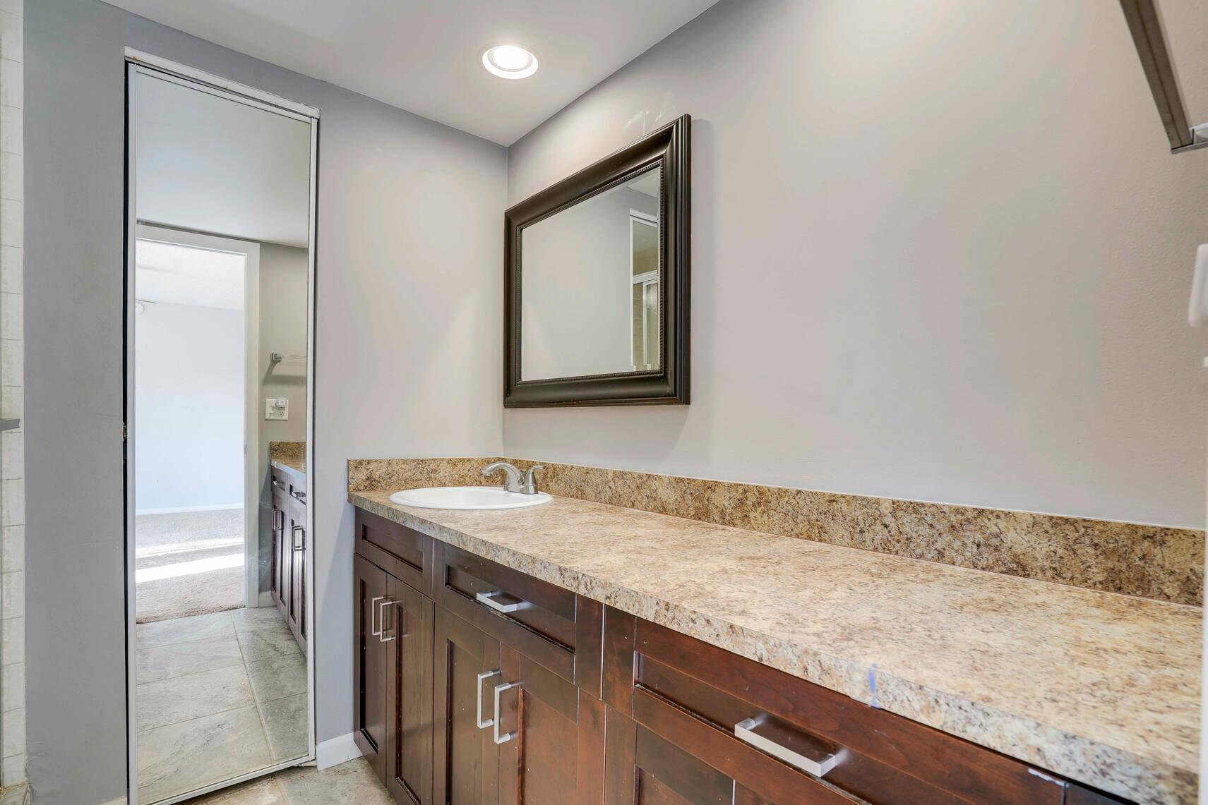 5923 SE Riverboat Drive 602
