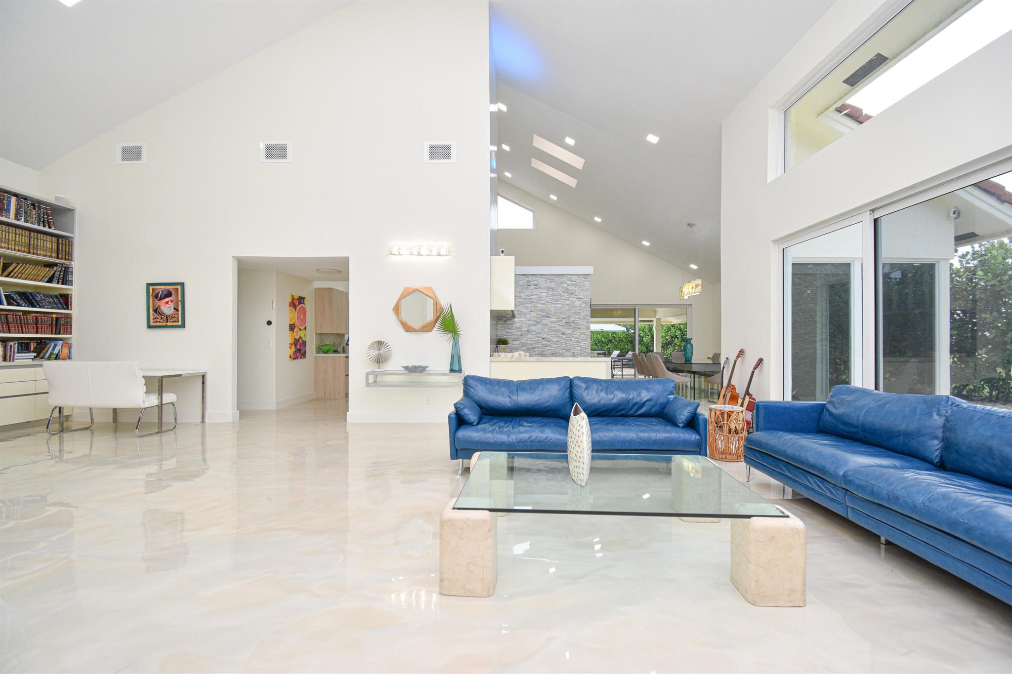 7351 Valencia Drive