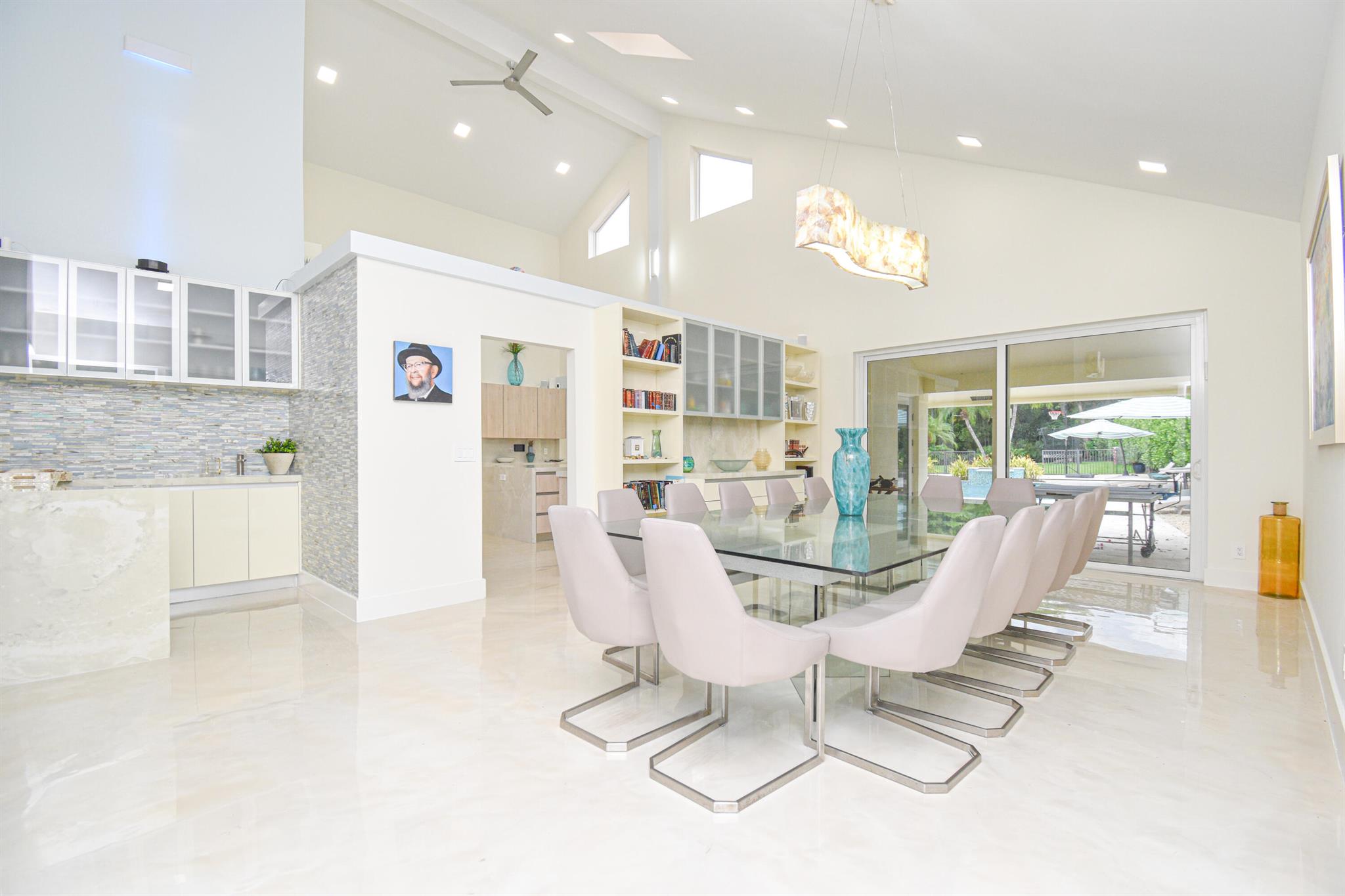7351 Valencia Drive