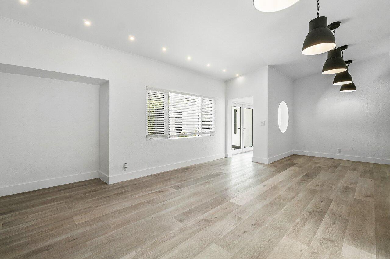 326 Westminster Road