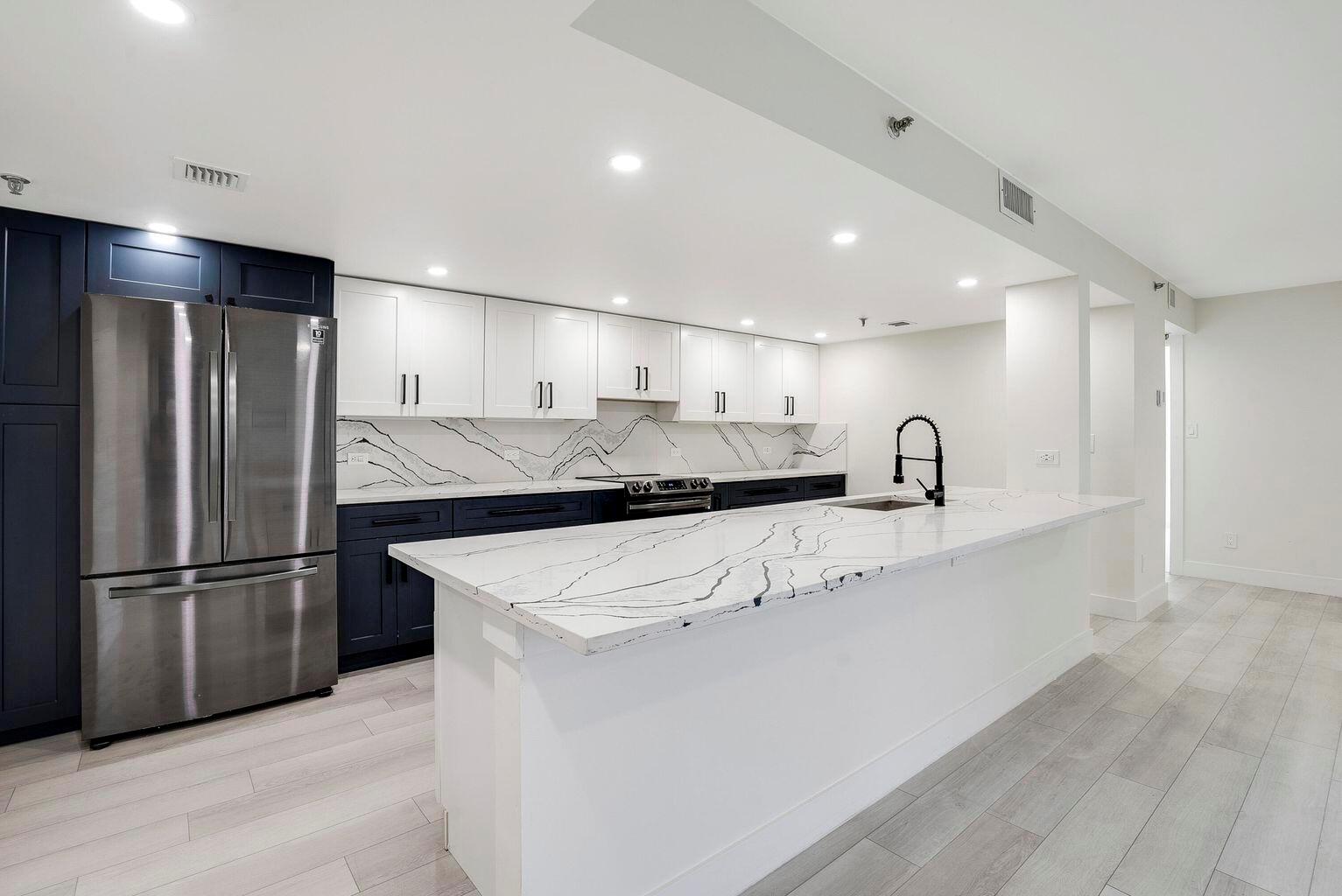 2025 Lavers Circle D208