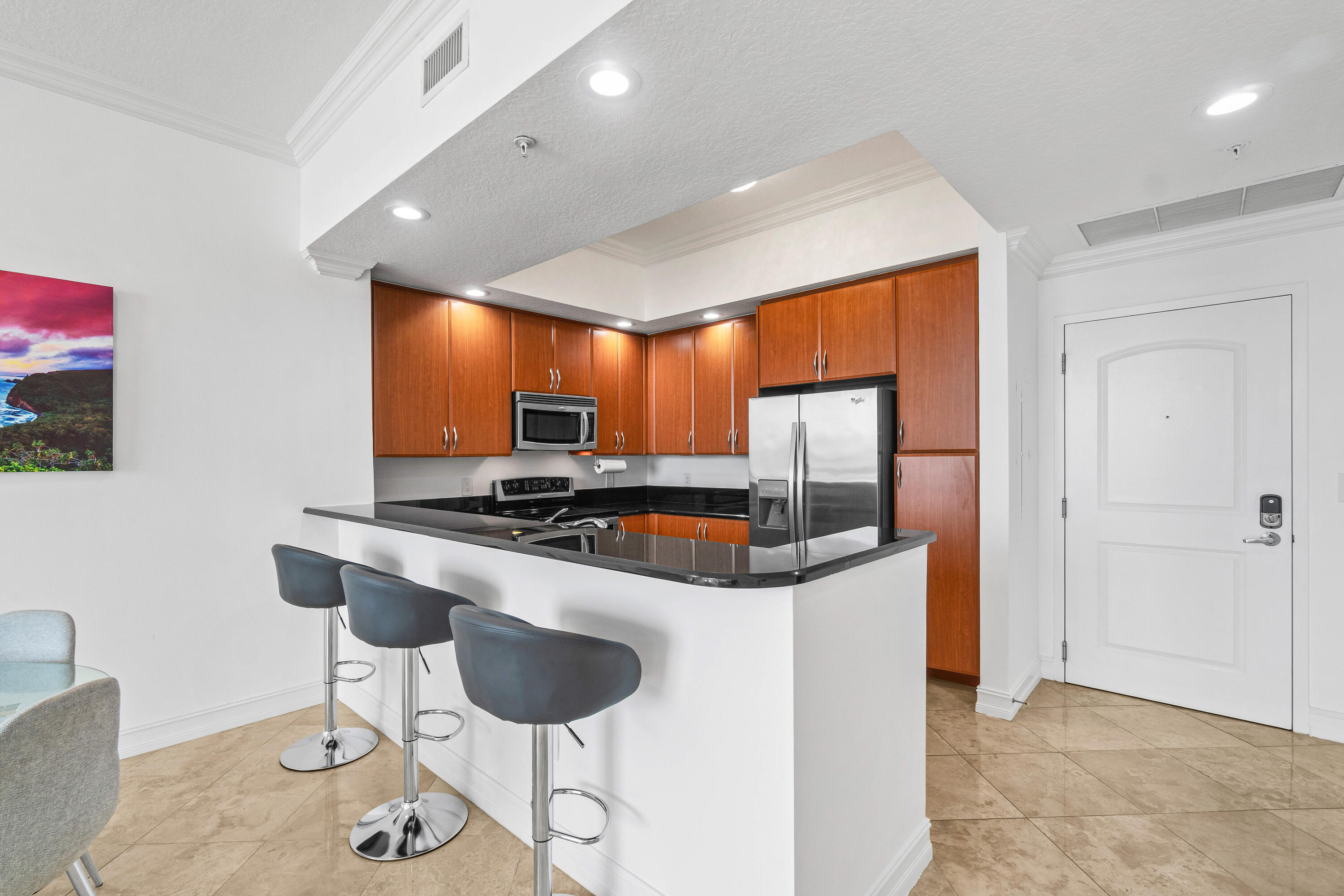 701 S Olive Avenue 1022