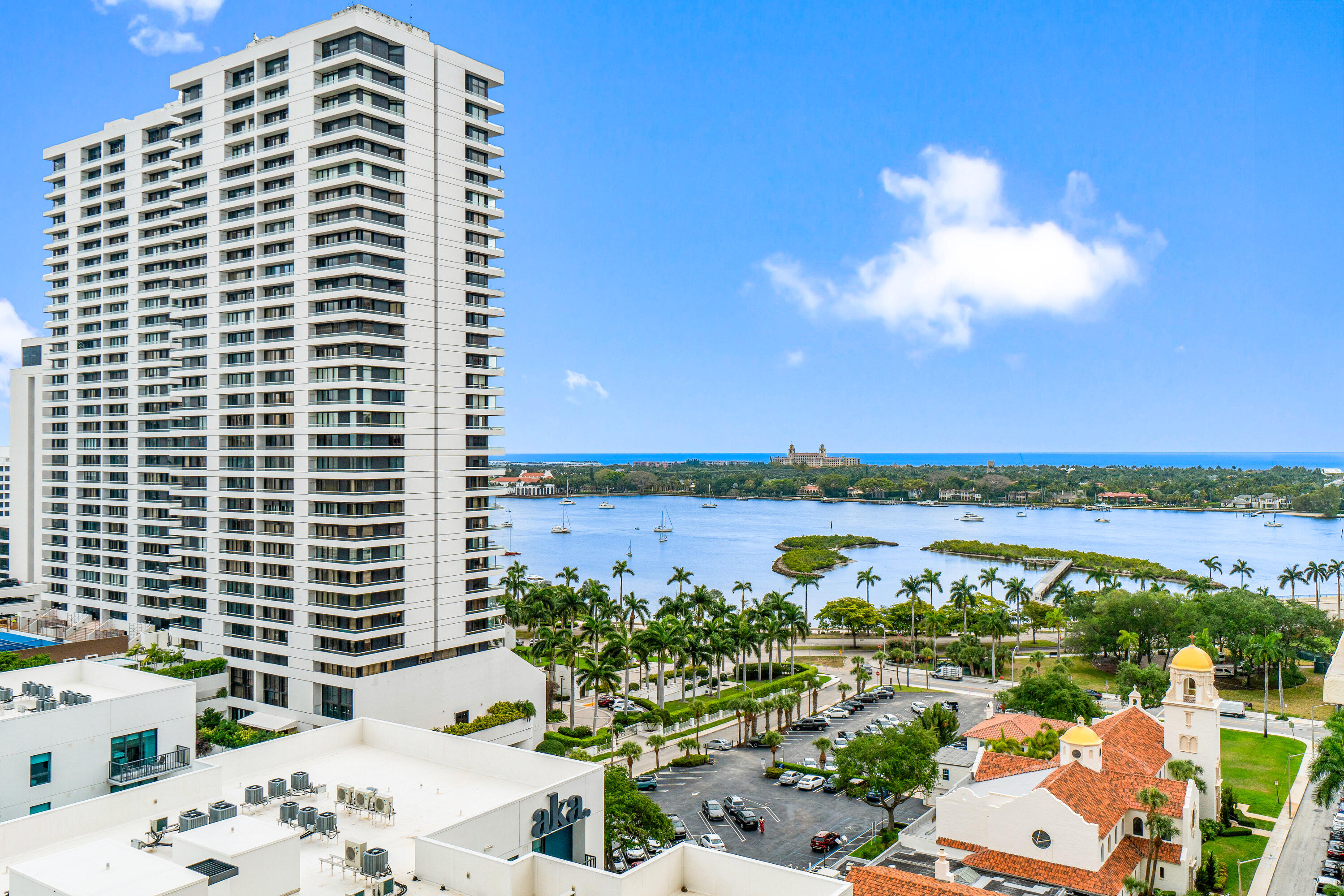 701 S Olive Avenue 1022