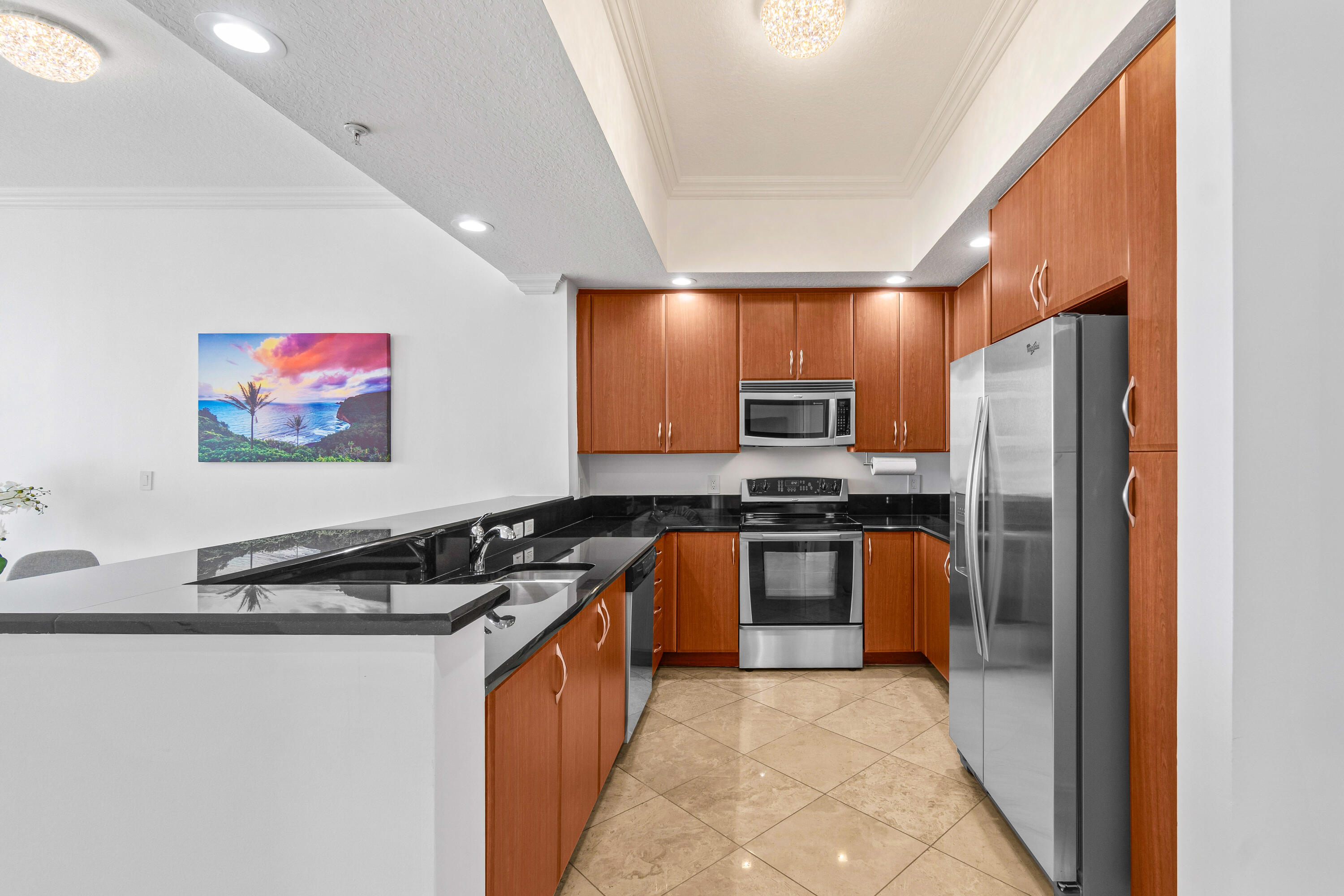 701 S Olive Avenue 1022