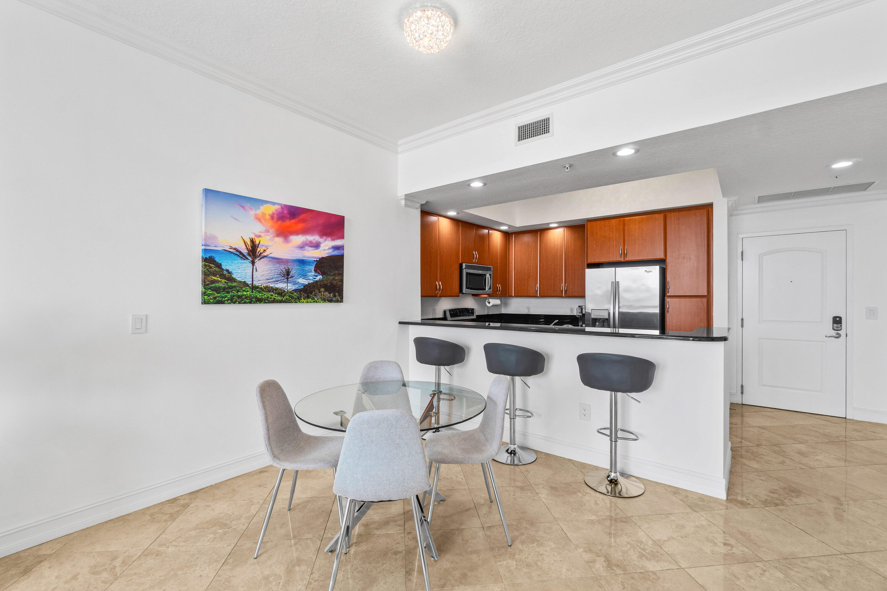 701 S Olive Avenue 1022