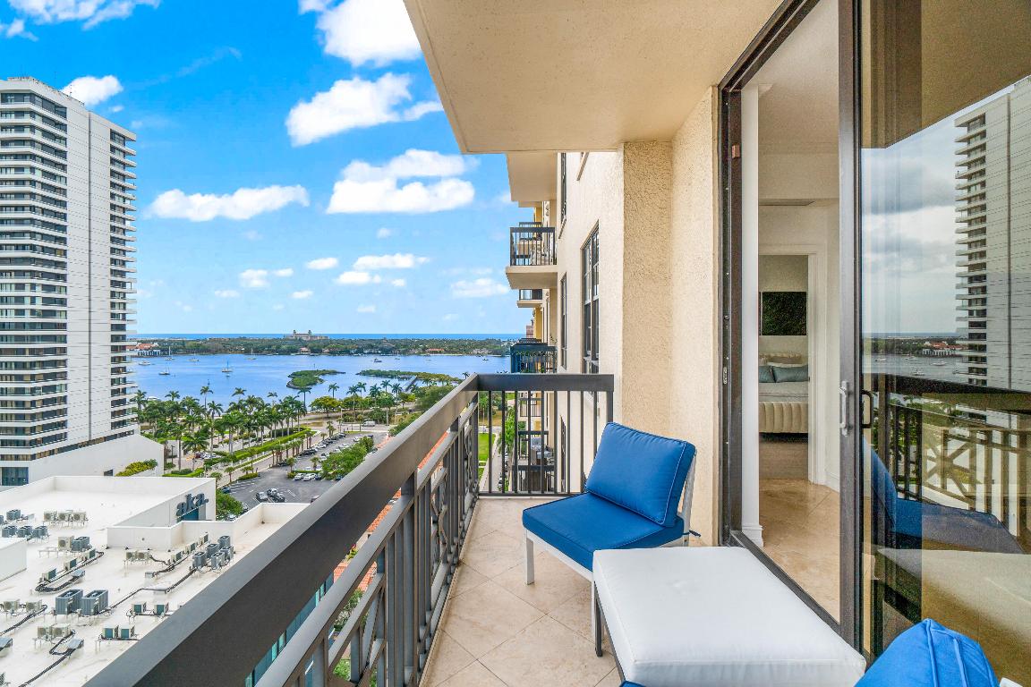 701 S Olive Avenue 1022