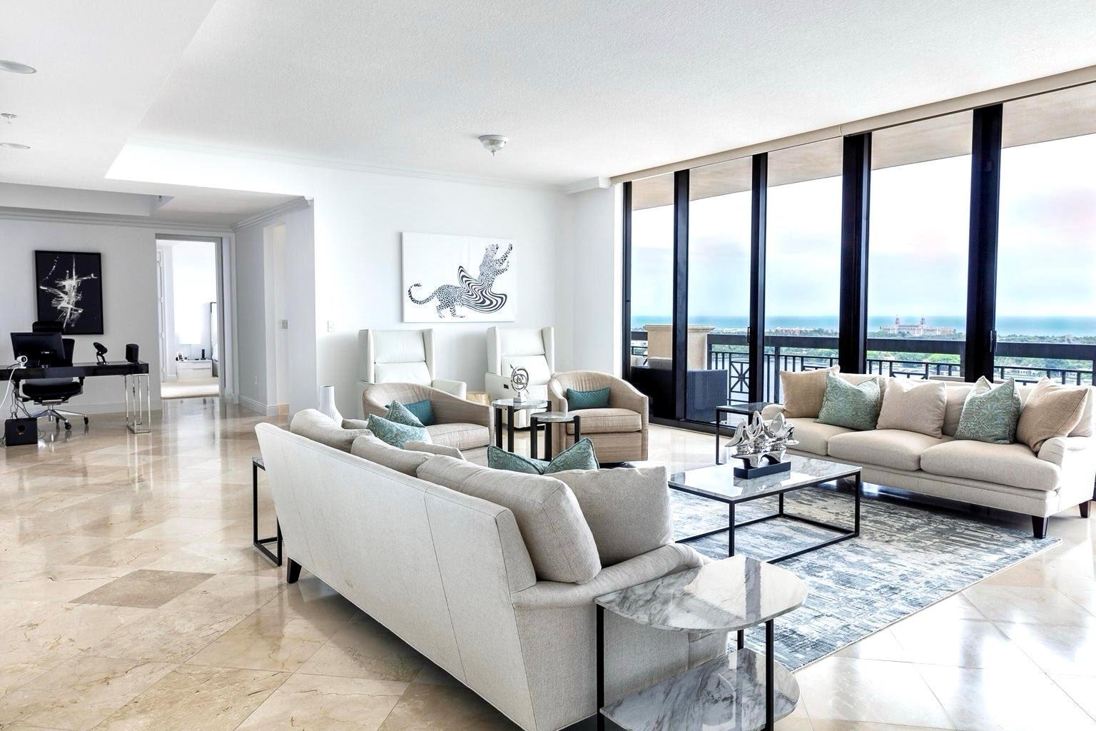 701 S Olive Avenue 1811