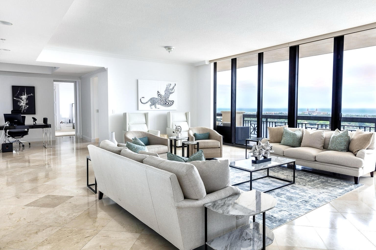 701 S Olive Avenue 1811