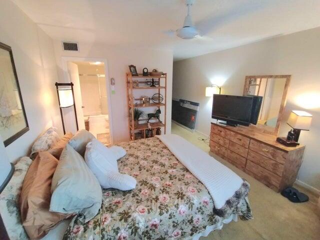 2181 W Woolbright Road N205