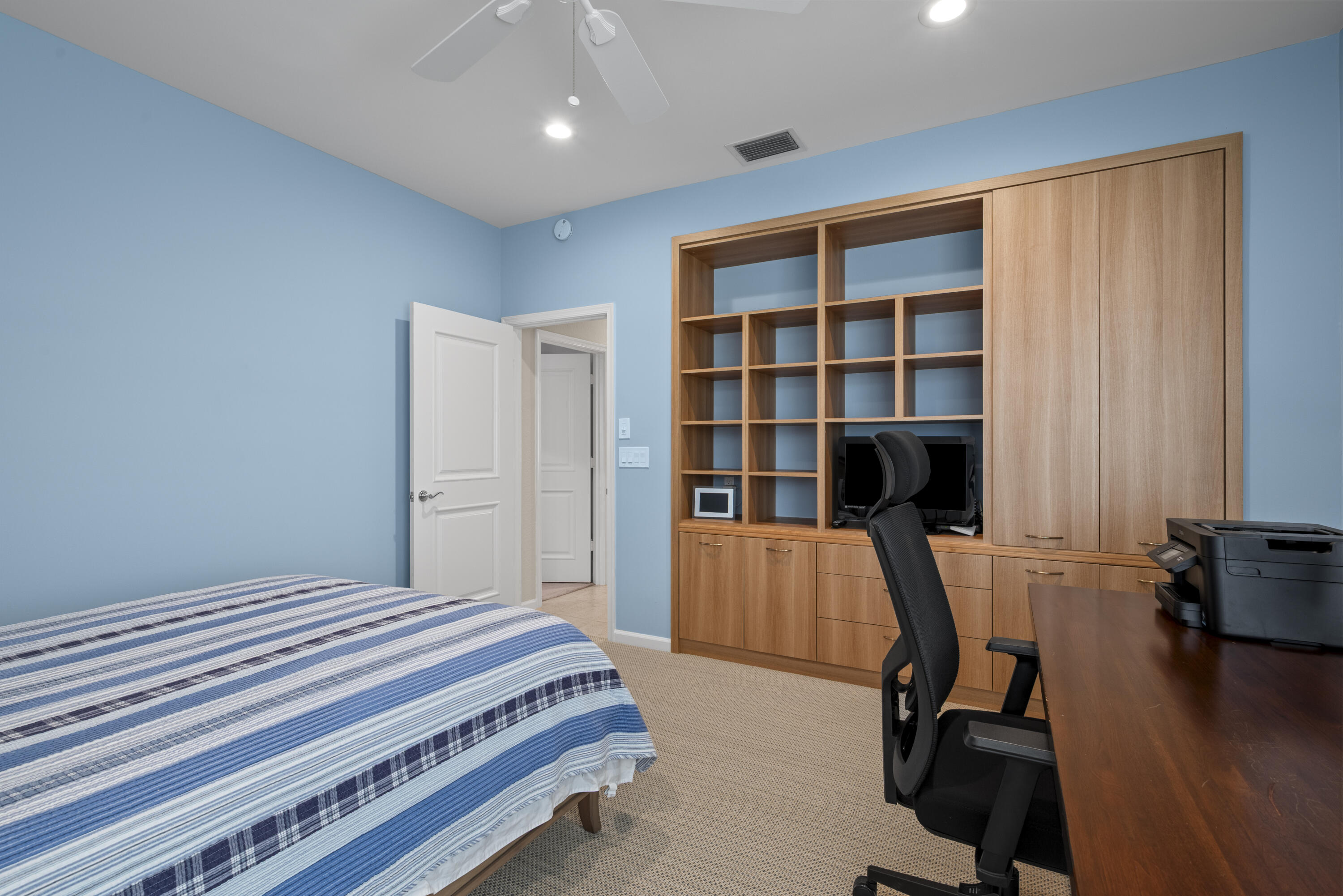 10670 Stonebridge Boulevard