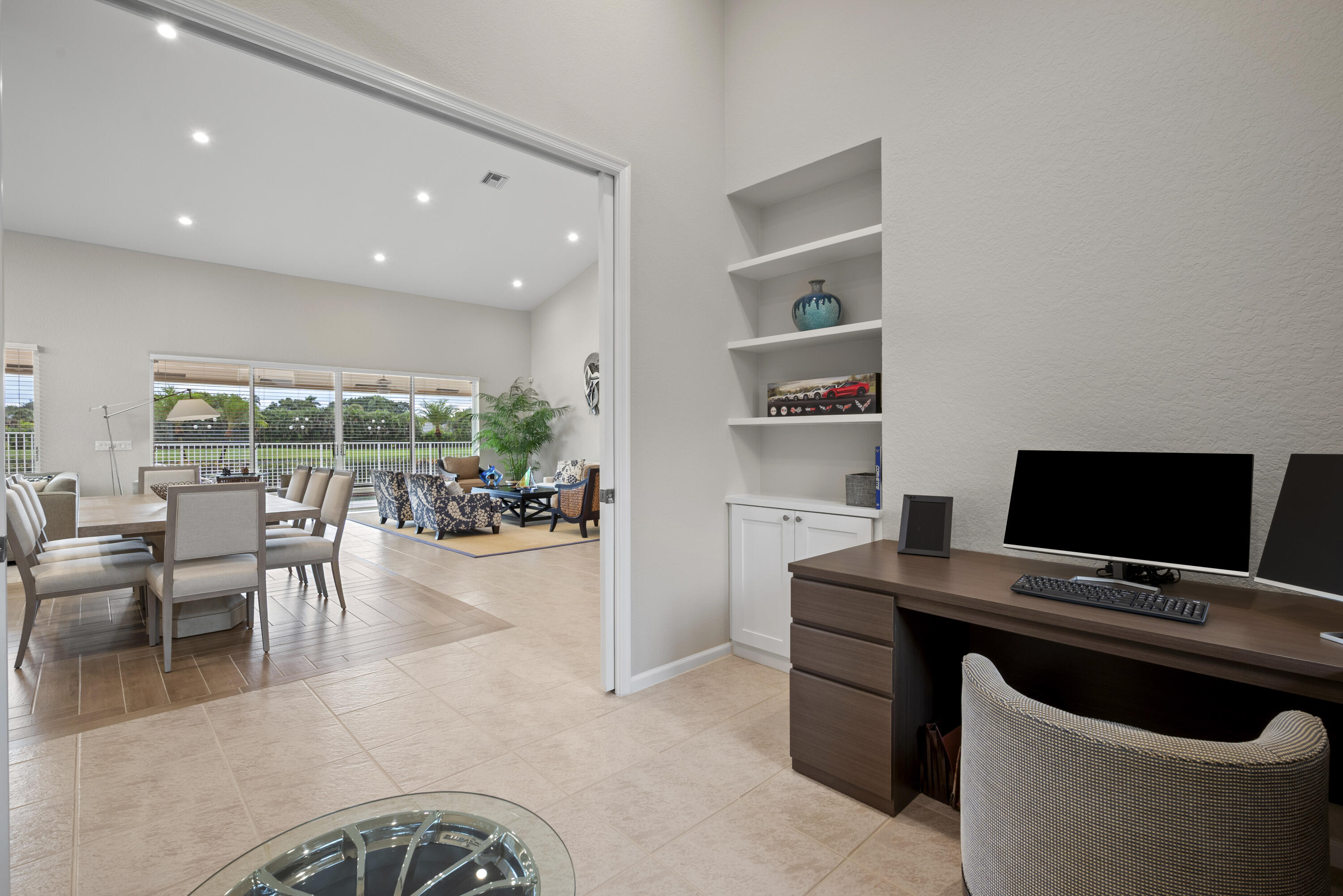 10670 Stonebridge Boulevard