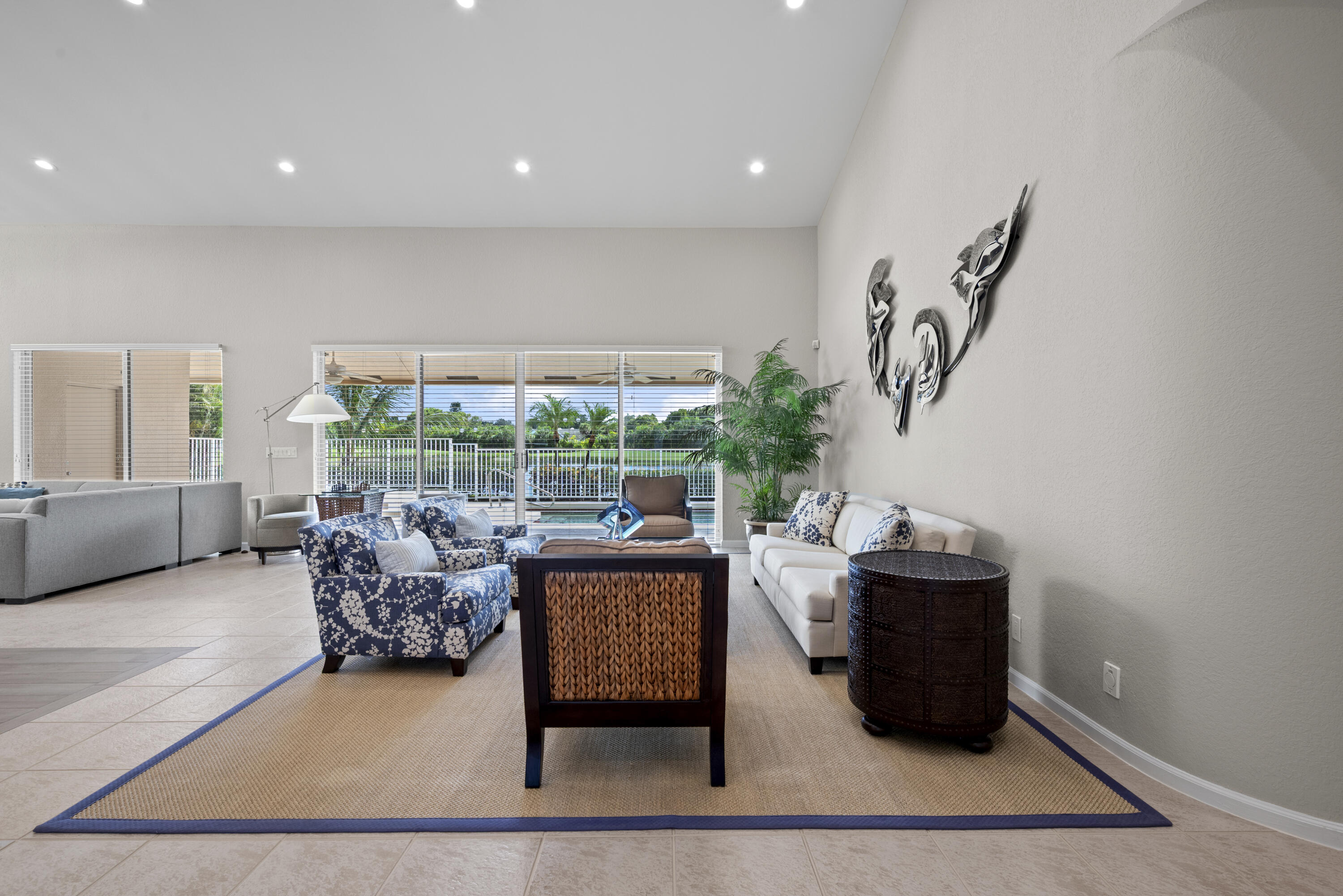 10670 Stonebridge Boulevard