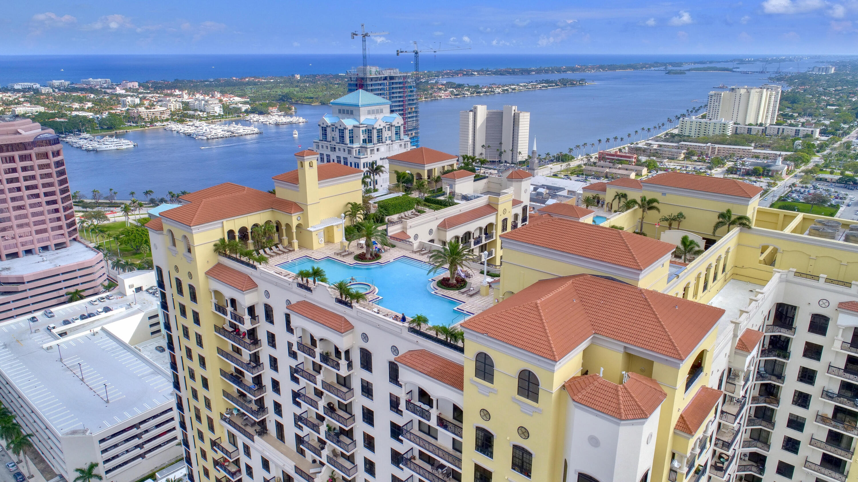 701 S Olive Avenue 1004