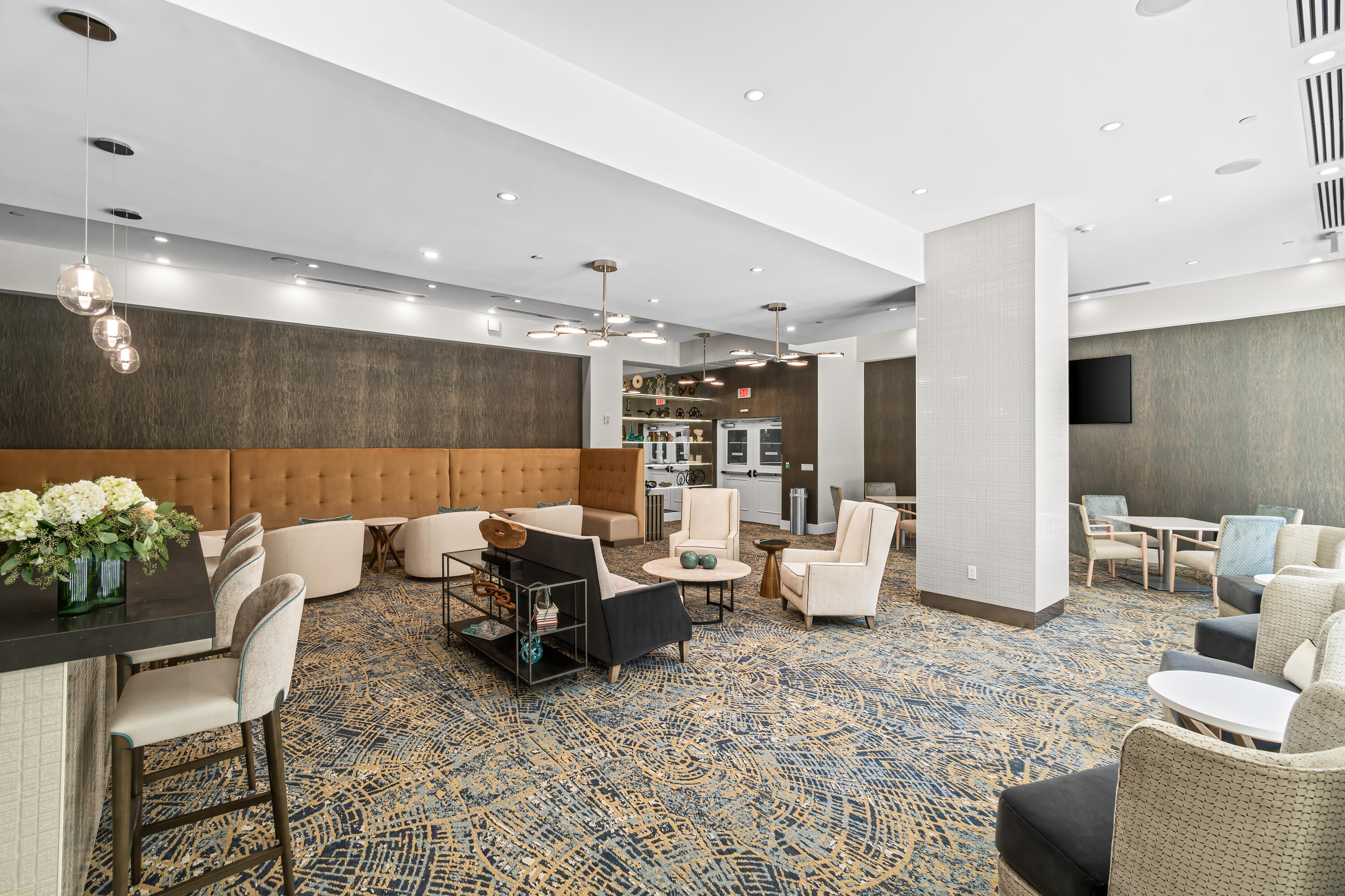 701 S Olive Avenue 1004