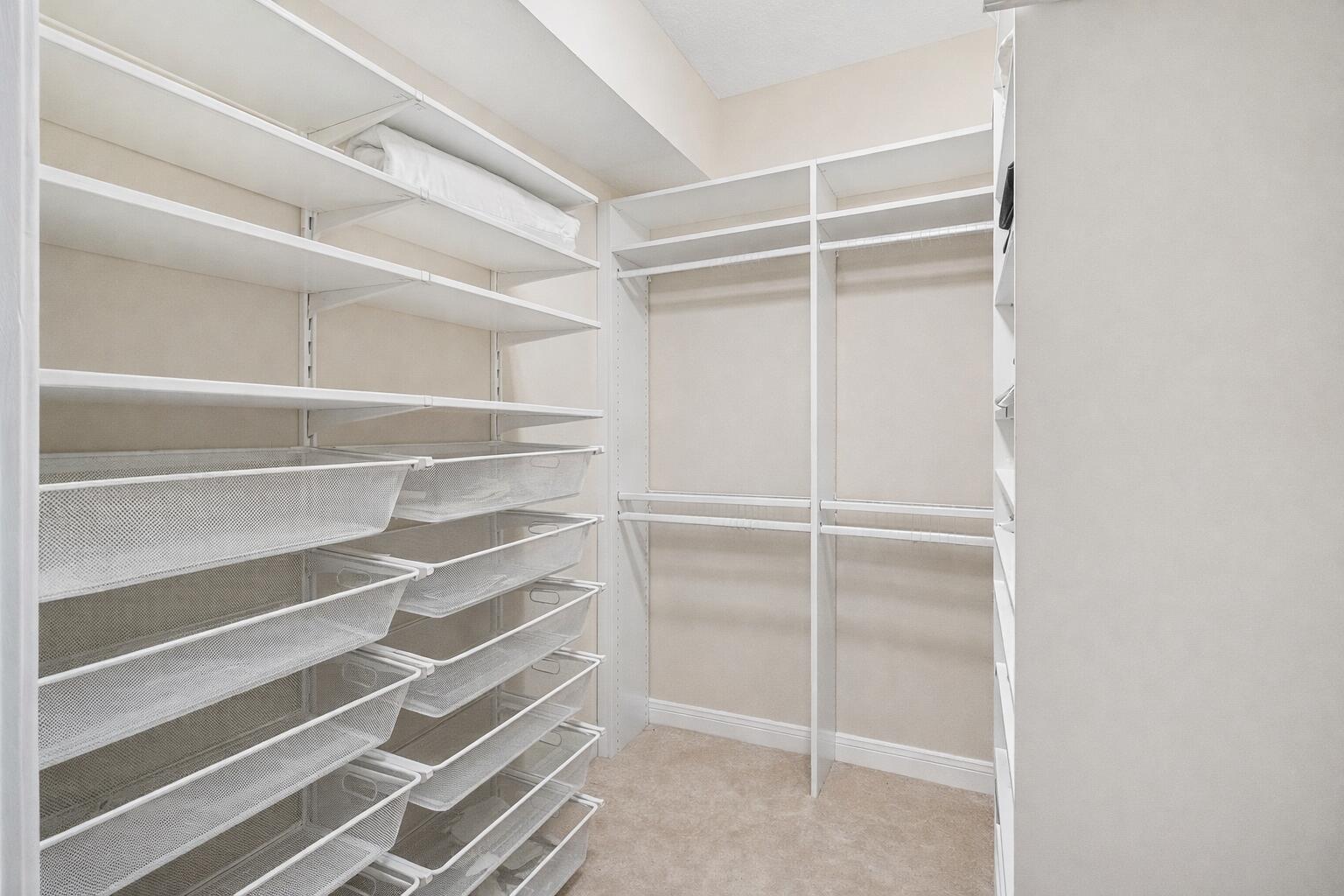 701 S Olive Avenue 1706