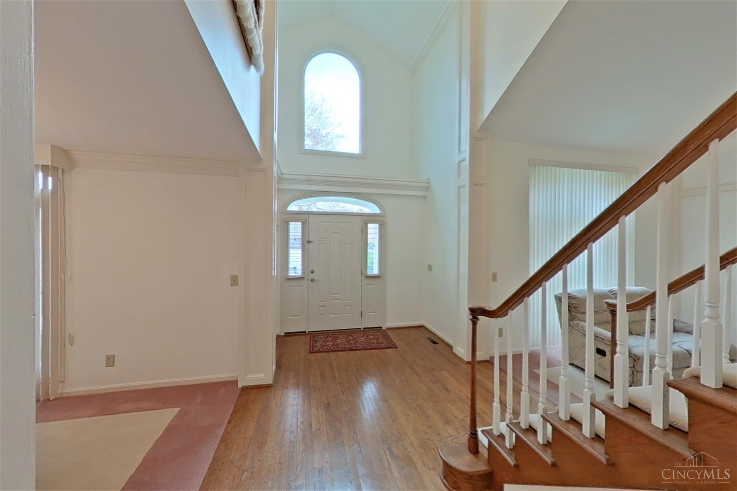 9823 Meadow Bluff Lane