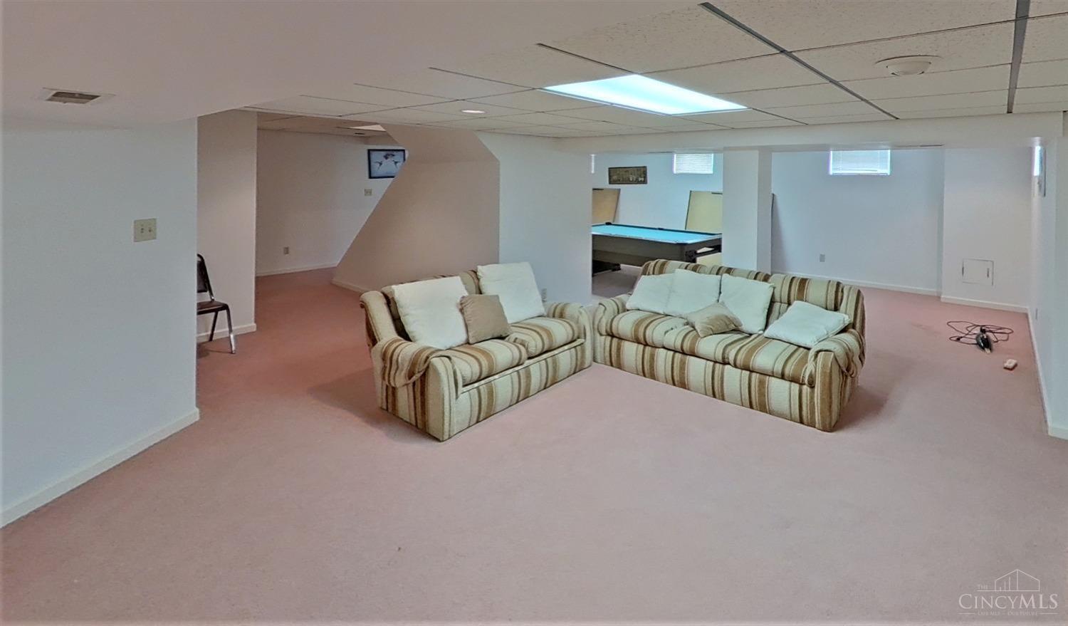 9823 Meadow Bluff Lane