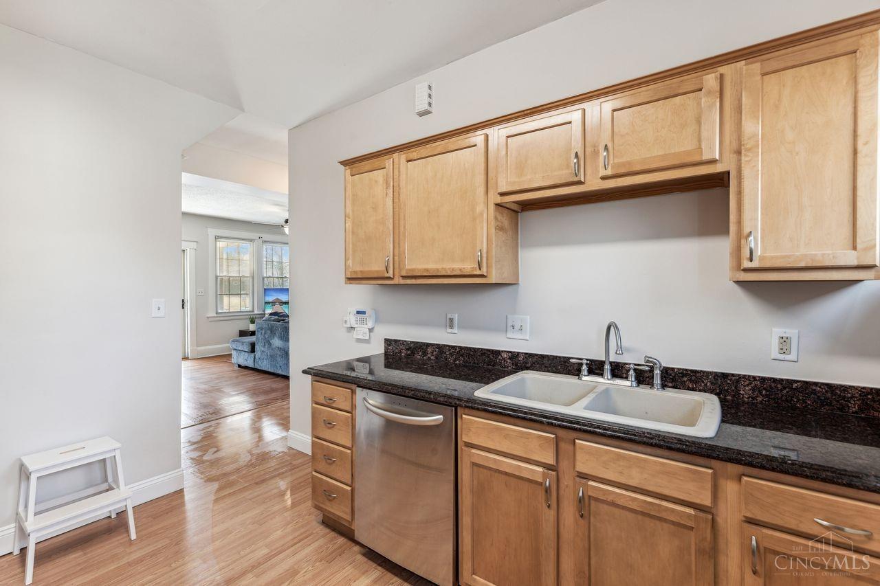 1608 Elizabeth Place