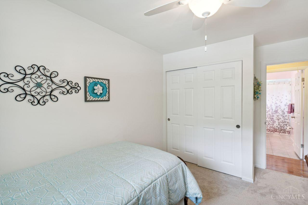 5454 Hyacinth Terrace