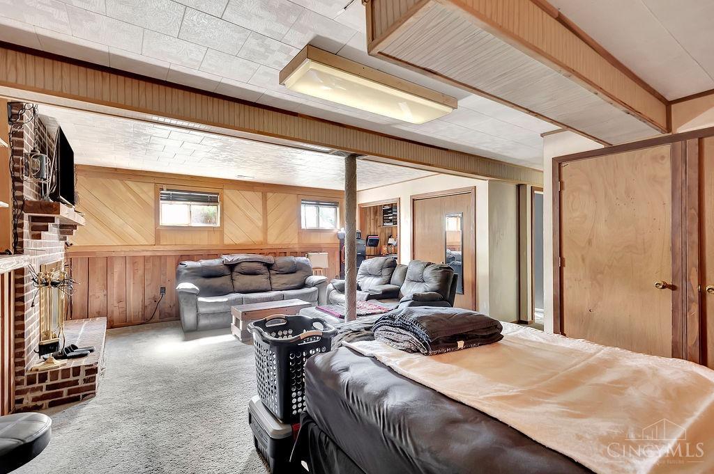 6378 Sandric Lane