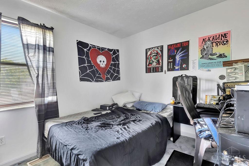 6378 Sandric Lane