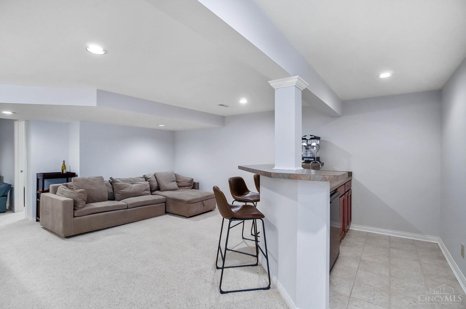 8581 Chaucer Place